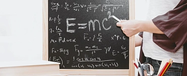 Педагогическое образование: теория и методика преподавания математики и информатики в общеобразовательной организации в условиях реализации ФГОС (с присвоением квалификации «Учитель математики и информатики»)